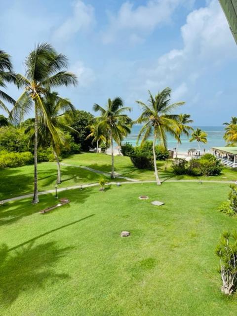 Face à La Et à L'anse Des Rochers Guadeloupe Saint-Francois (Grande-Terre)
